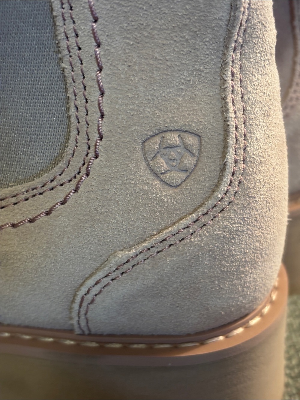 Ariat Wexford Lug Chelsea Boots Sz 8B - Picture 8 of 10
